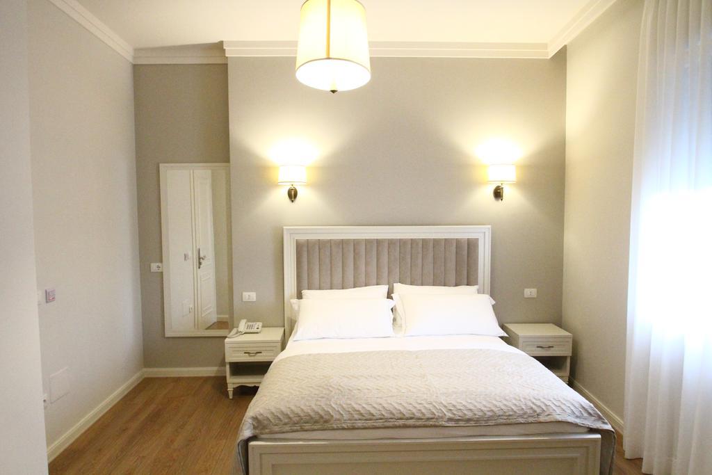 Hotell Amfiteatri Boutique Durrës